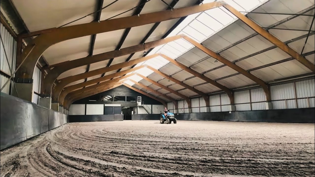 DRONE beelden van onze STAL! 