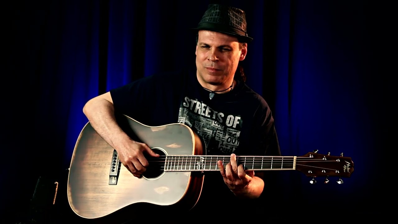 ATTILA VURAL: 'Sueños' (A Fingerstyle Tribute to Santana) - live @ Leftover Studio
