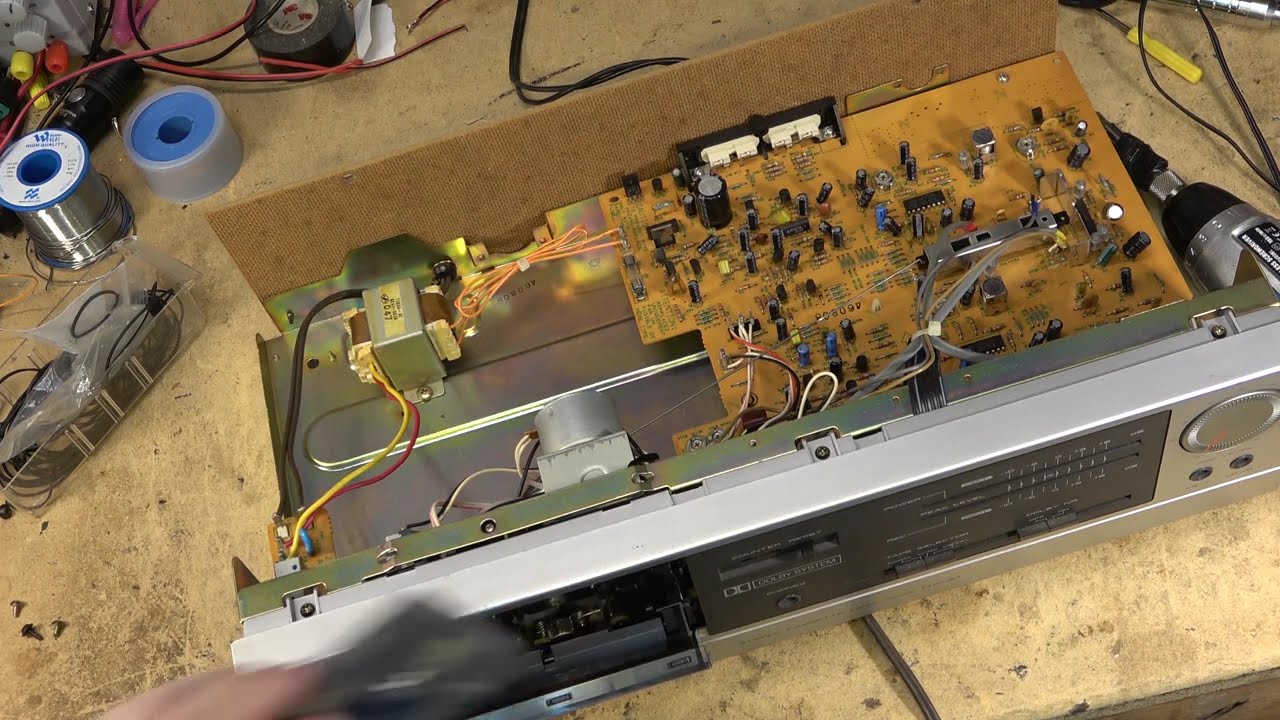 Akai HXA1 Cassette deck not working can it be fixed