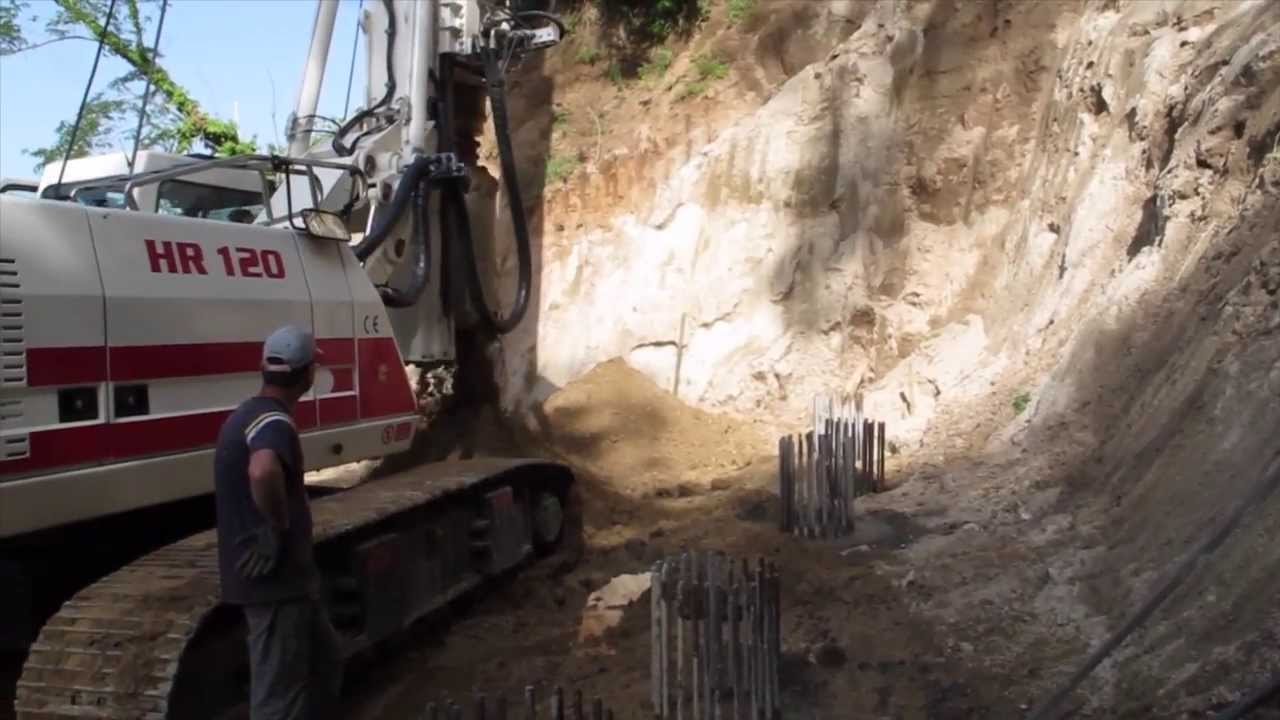 Realizzazione pali trivellati (Impresa di Costruzioni Scattarreggia)