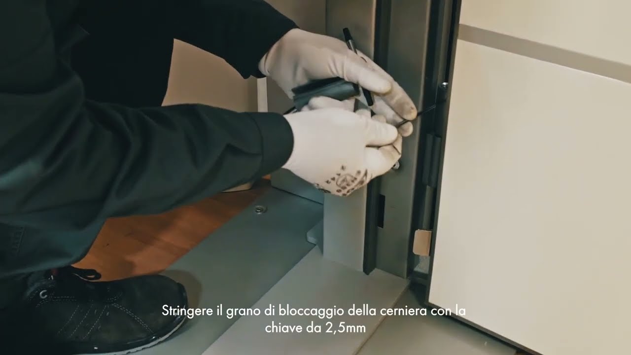 Come regolare in altezza una porta blindata Gasperotti