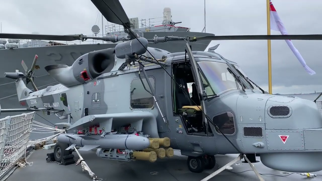 Вертолет WESTLAND AW-159 WILDCAT HMA2 Королевского флота