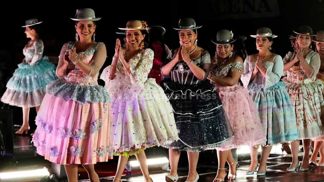 La Paz honors Indigenous women in fashion festival for 477th anniversary