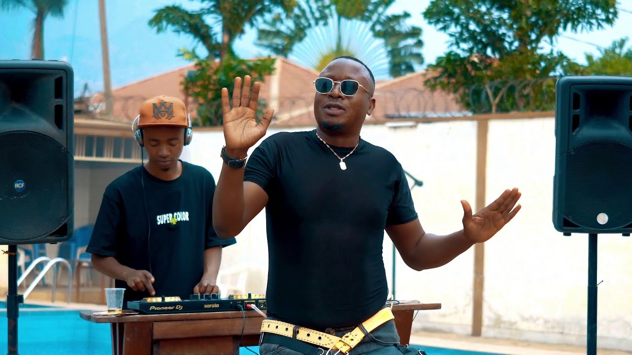 Kiza Makangara - Kabikuloziri(Official Video)