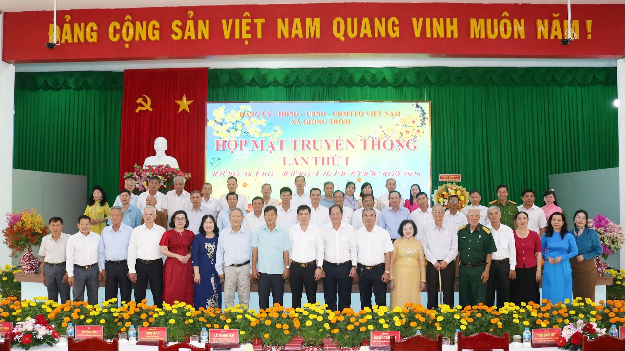 @ Giồng Trôm hội tụ sức mạnh đoàn kết - vững tin vươn tầm trong kỷ nguyên mới