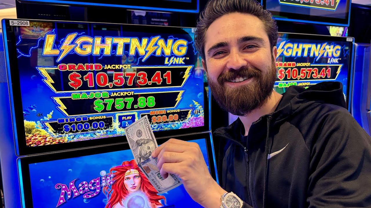 Winning BIG on the Magic Pearl Lightning Link Slot!