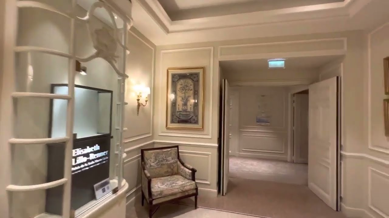 #Monaco Hôtel Hermitage Monte-Carlo | hotel belle-époque charm walk between second and first lobby.