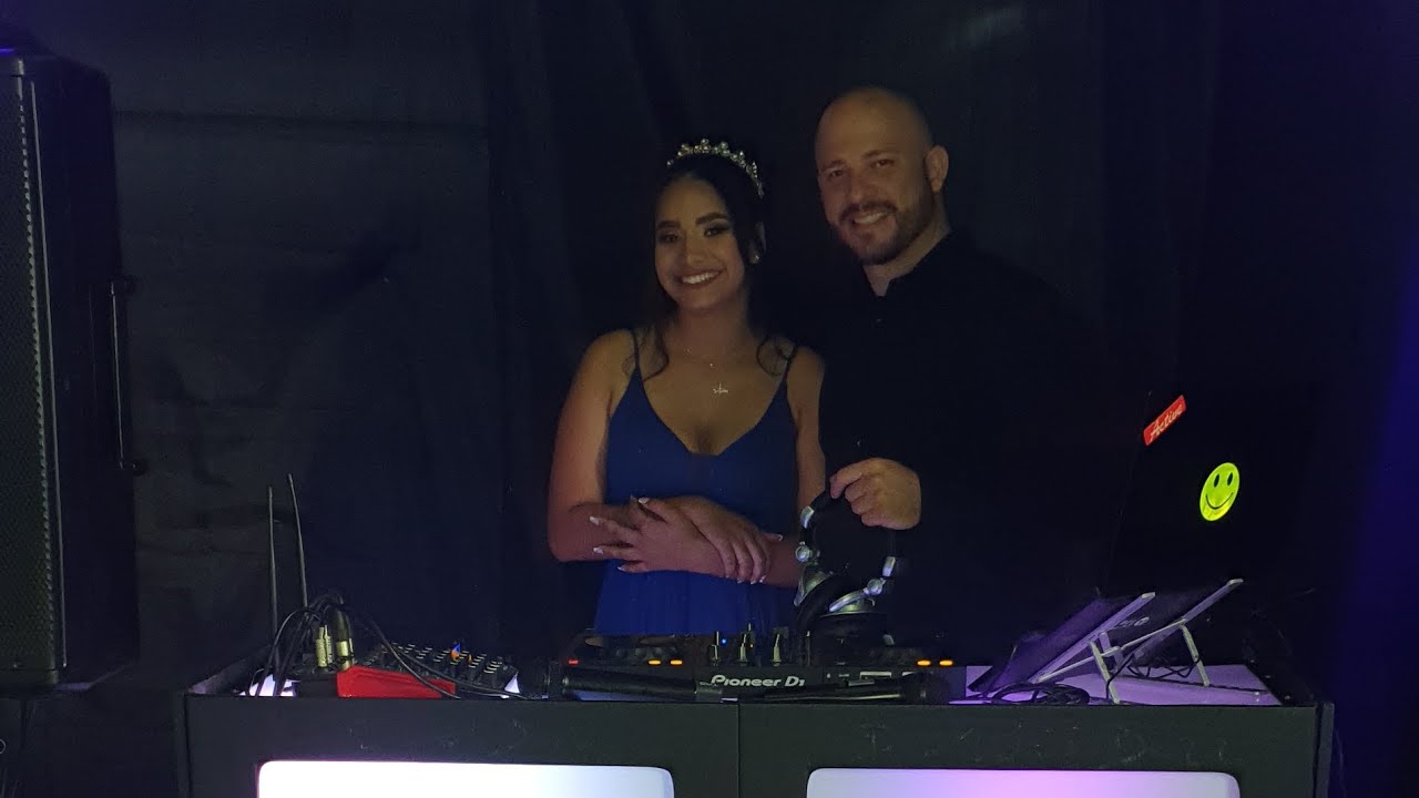 Vida de Dj Dia de evento Aniversário 15 Anos Mariani