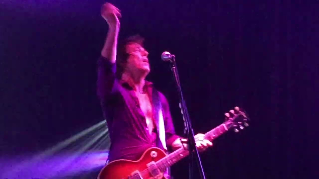 The Hoodoo Gurus - 2015 - Miss Free Love   HD 720p