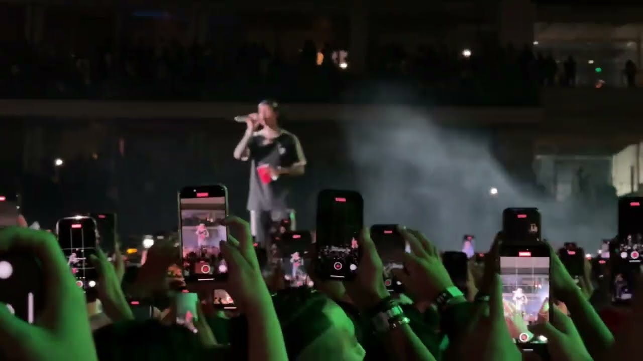 Natanael Cano -  Madonna y Cuerno Azulado  Foro Sol CDMX