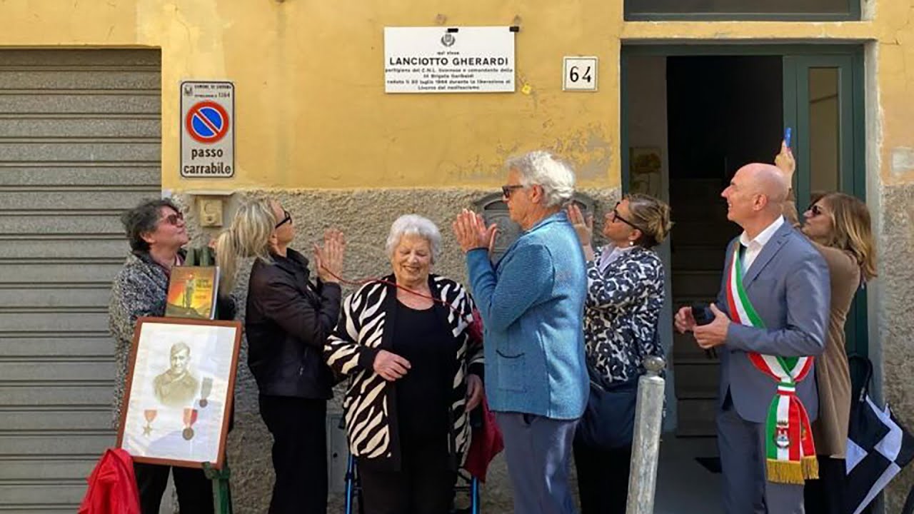 04/25 - Livorno, sindaco Salvetti e Eva Giovannini per Lanciotto Gherardi, '