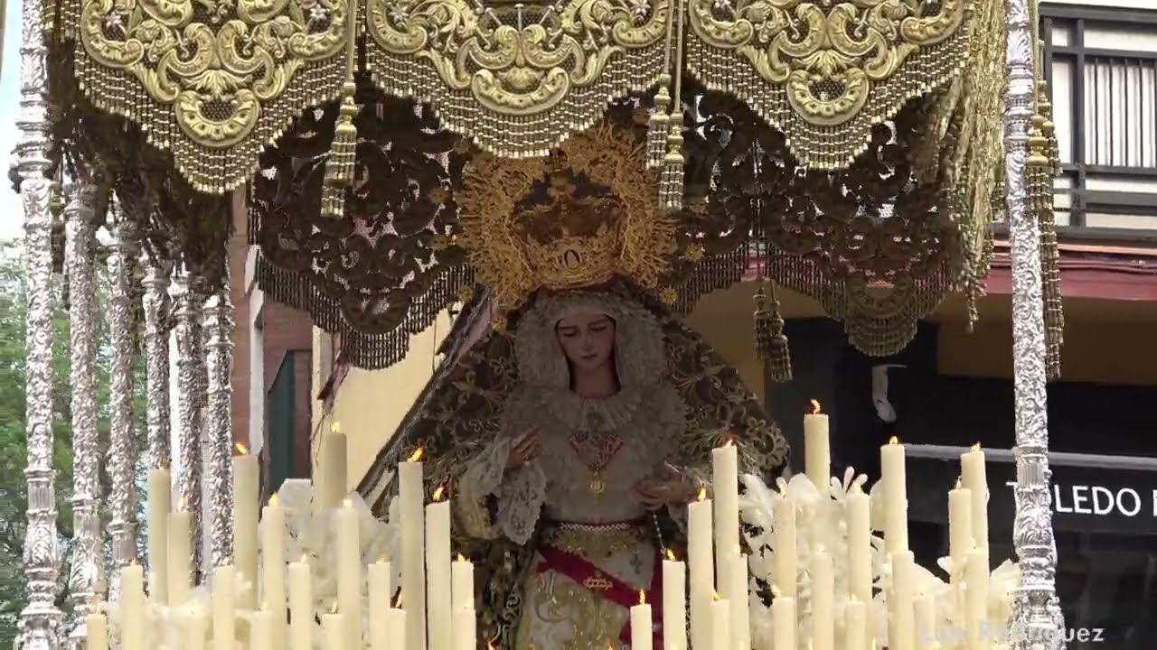 Salida Procesional de la VIRGEN DE GRACIA Y ESPERANZA San Roque / Semana Santa de Sevilla 2025