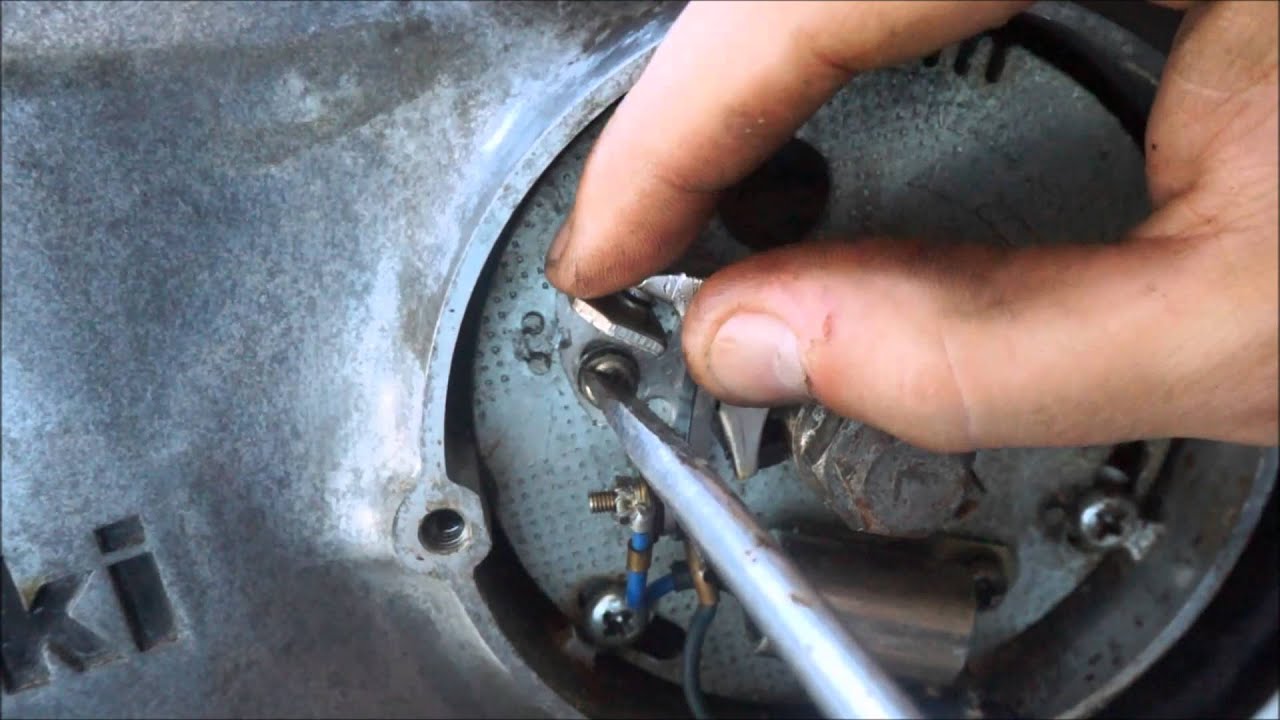 Kawasaki KZ400 Restoration Part 21: Float problems and setting timing.