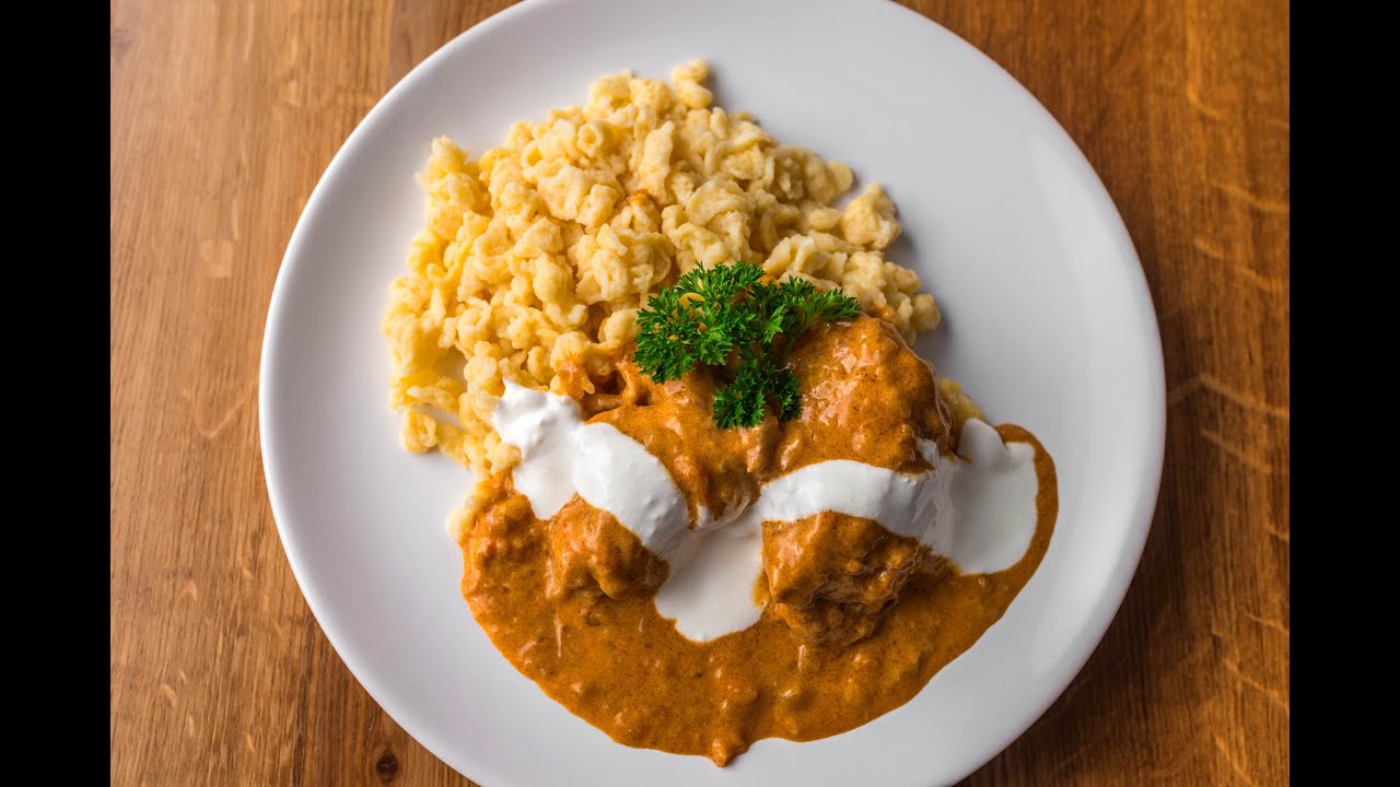 Csirkepaprik&aacute;s recept