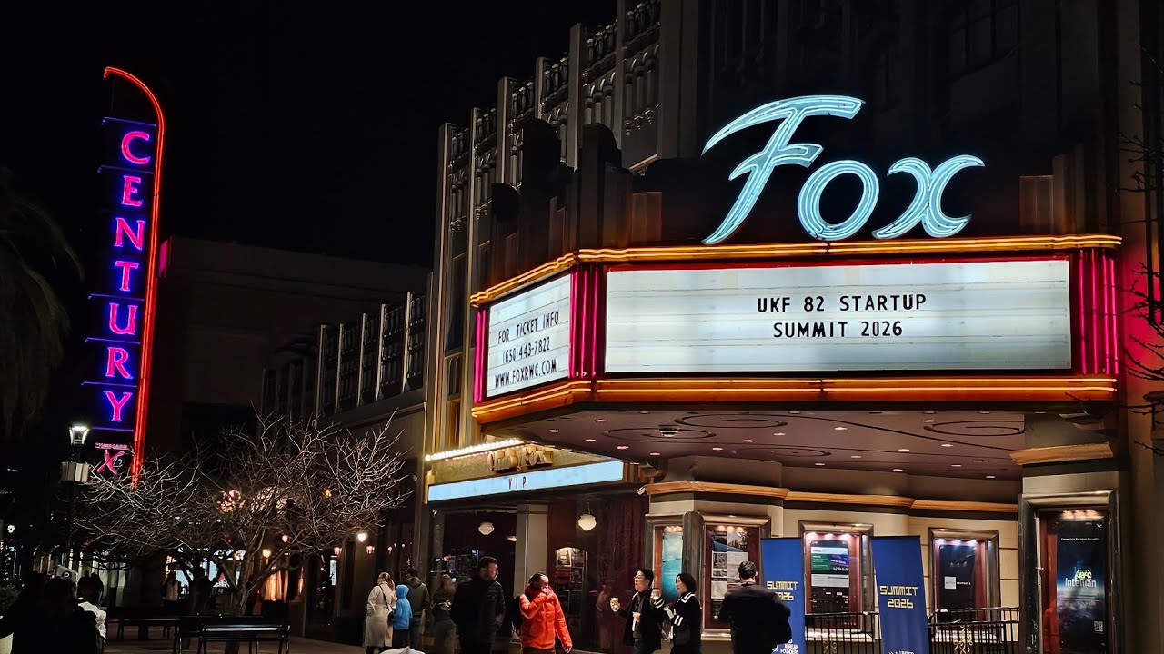 Lively night at #redwoodcity CA