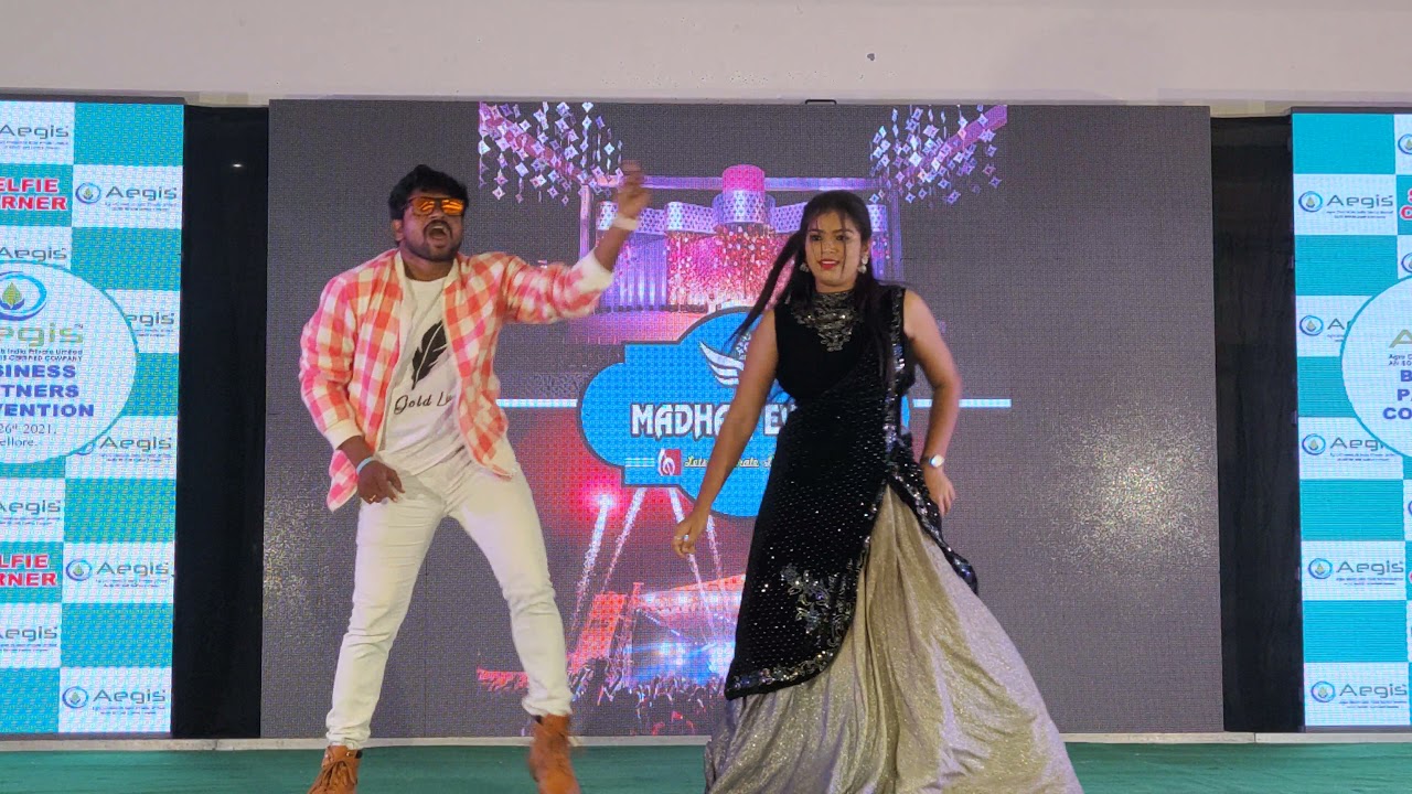 Jai Chiranjeeva Movie || Maha Muddu Video Song || Chiranjeevi Dance MADHAV EVENTS NELLORE 9000068906