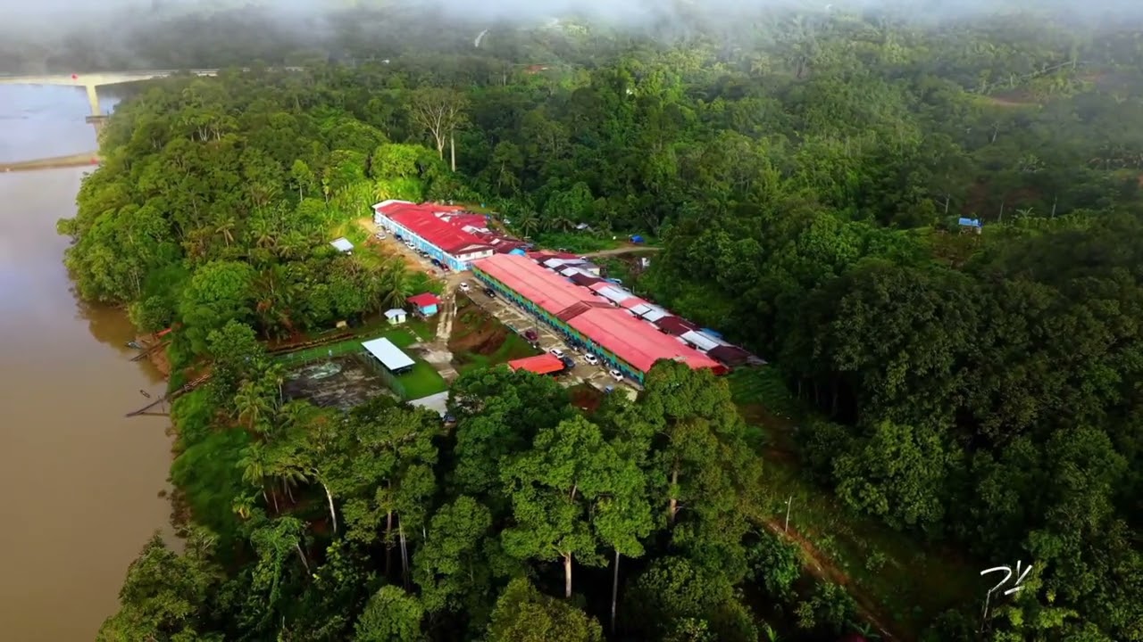 Permandangan dari atas Rumah Tang, Balleh, Kapit, Sarawak