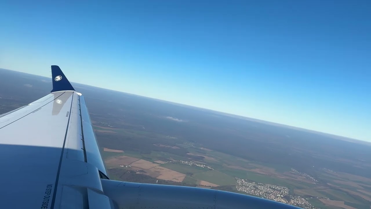 Full take off in 4K from CDG for AMS Schiphol | Airbus A220-300 | F-HPNQ | KL2012 | AF1740 |