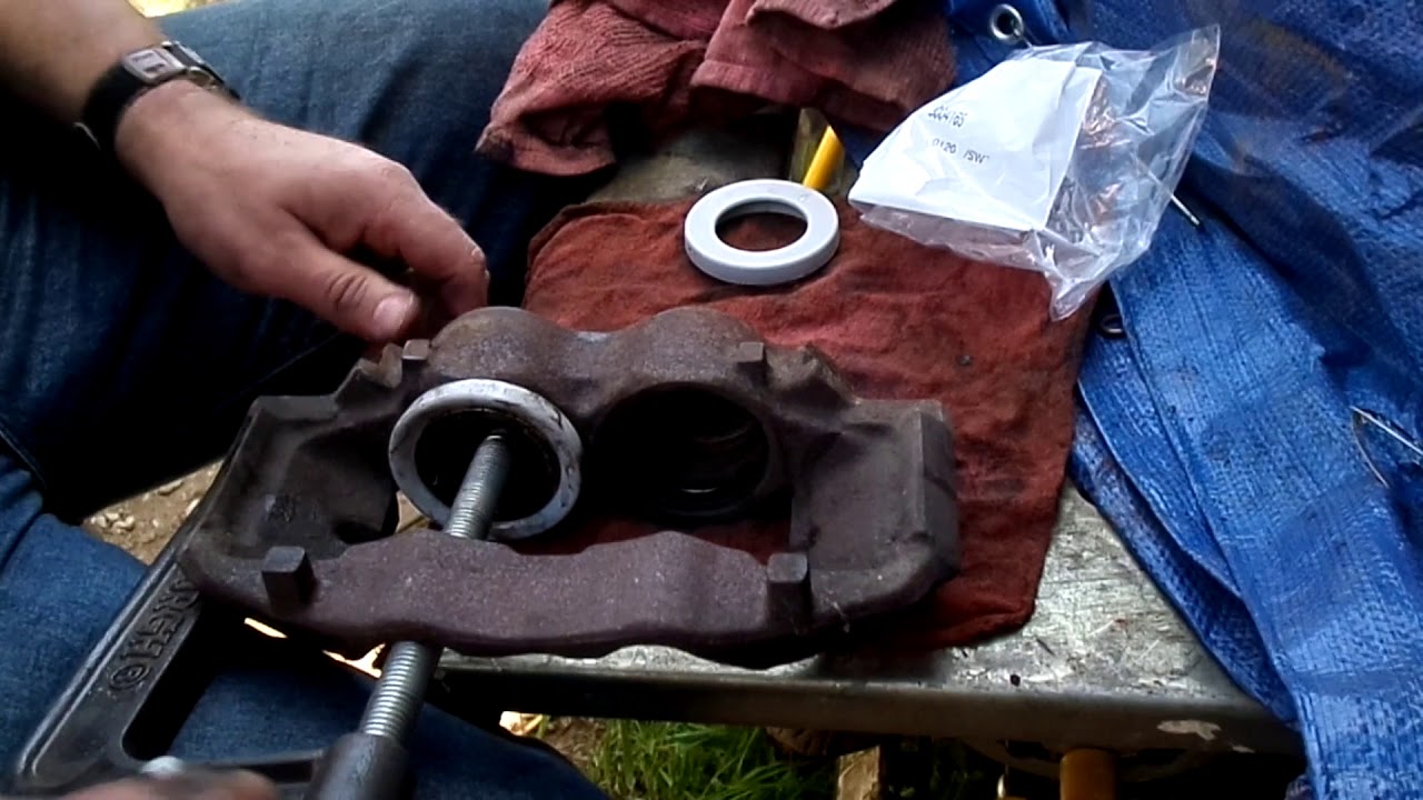 1985 Ford F250 Brakes, Cont. Part III, Rebuilding the Calipers.
