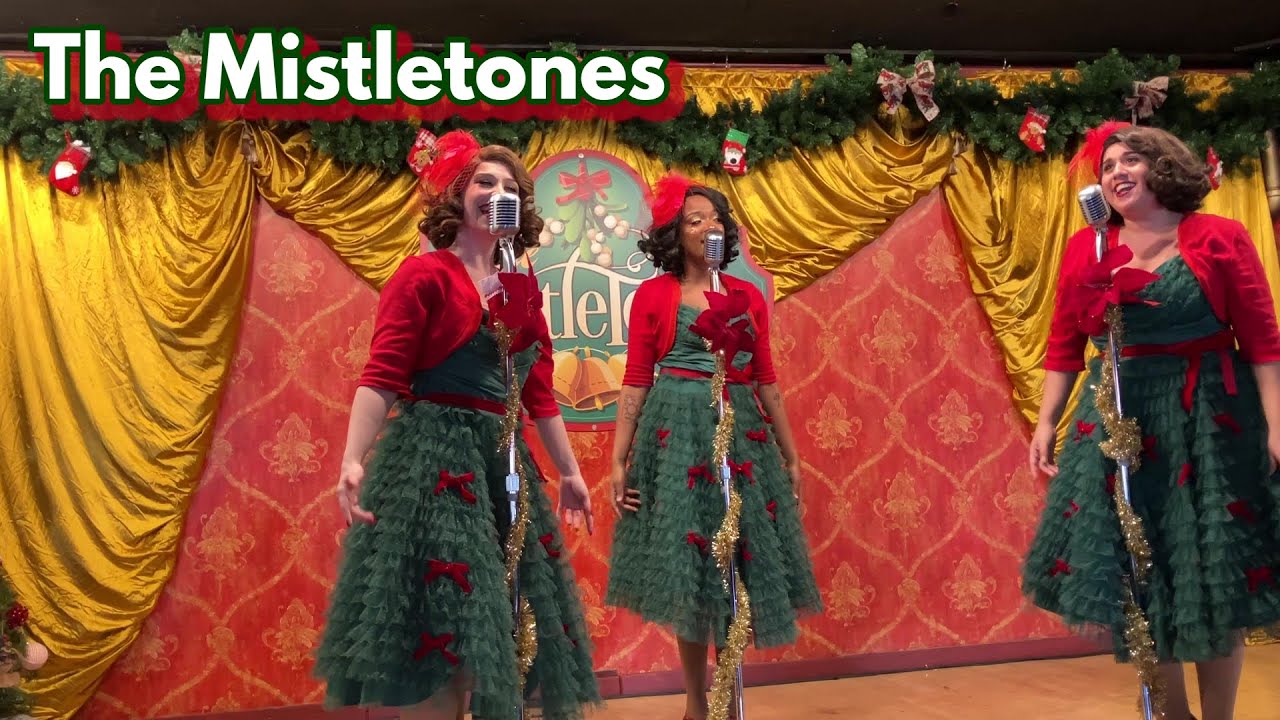 The Mistletones @ Six Flags Over Texas