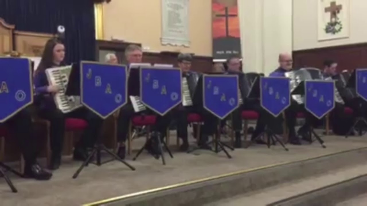 The Craic at Clashmore Hall & The Kiwi Pipers