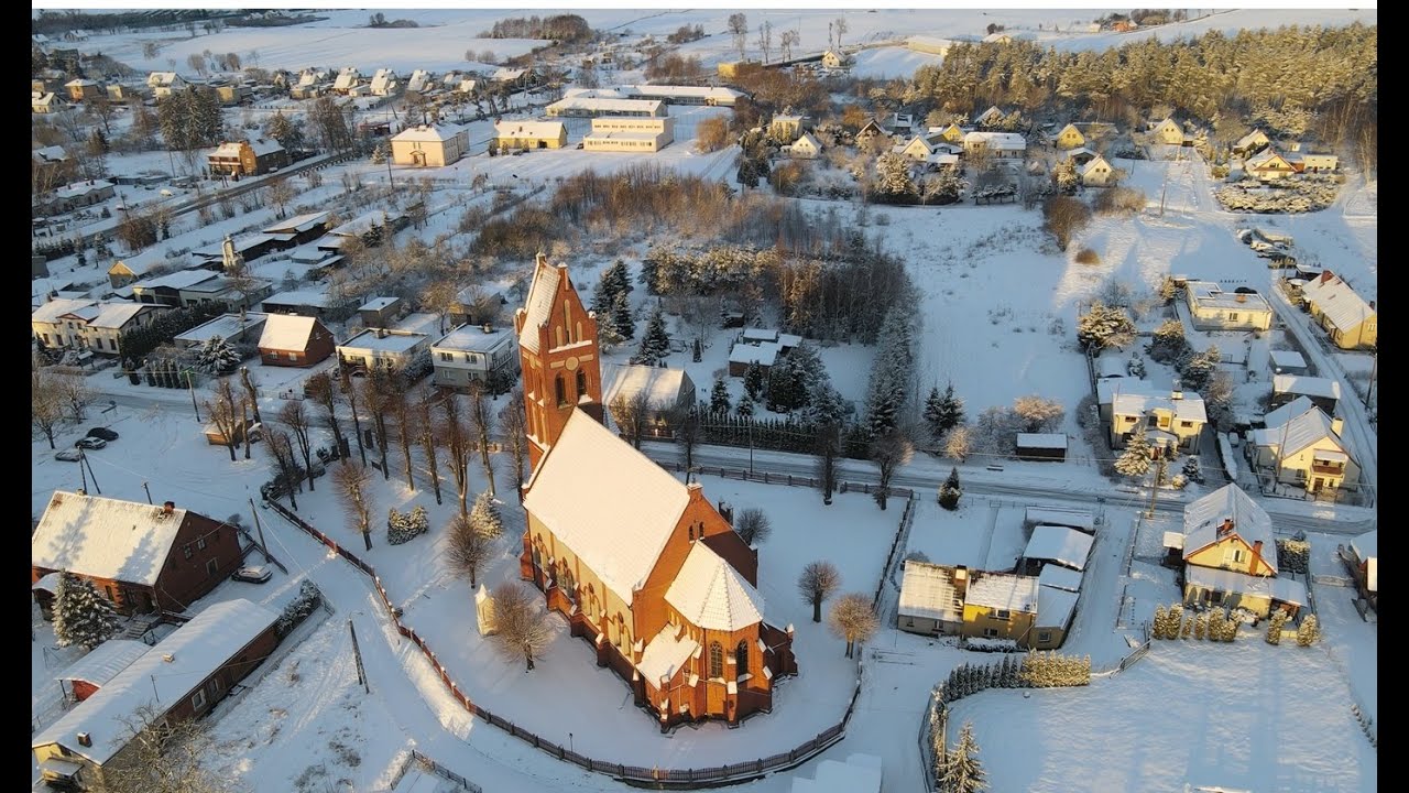 Mikołajki Pomorskie śnieżny poranek