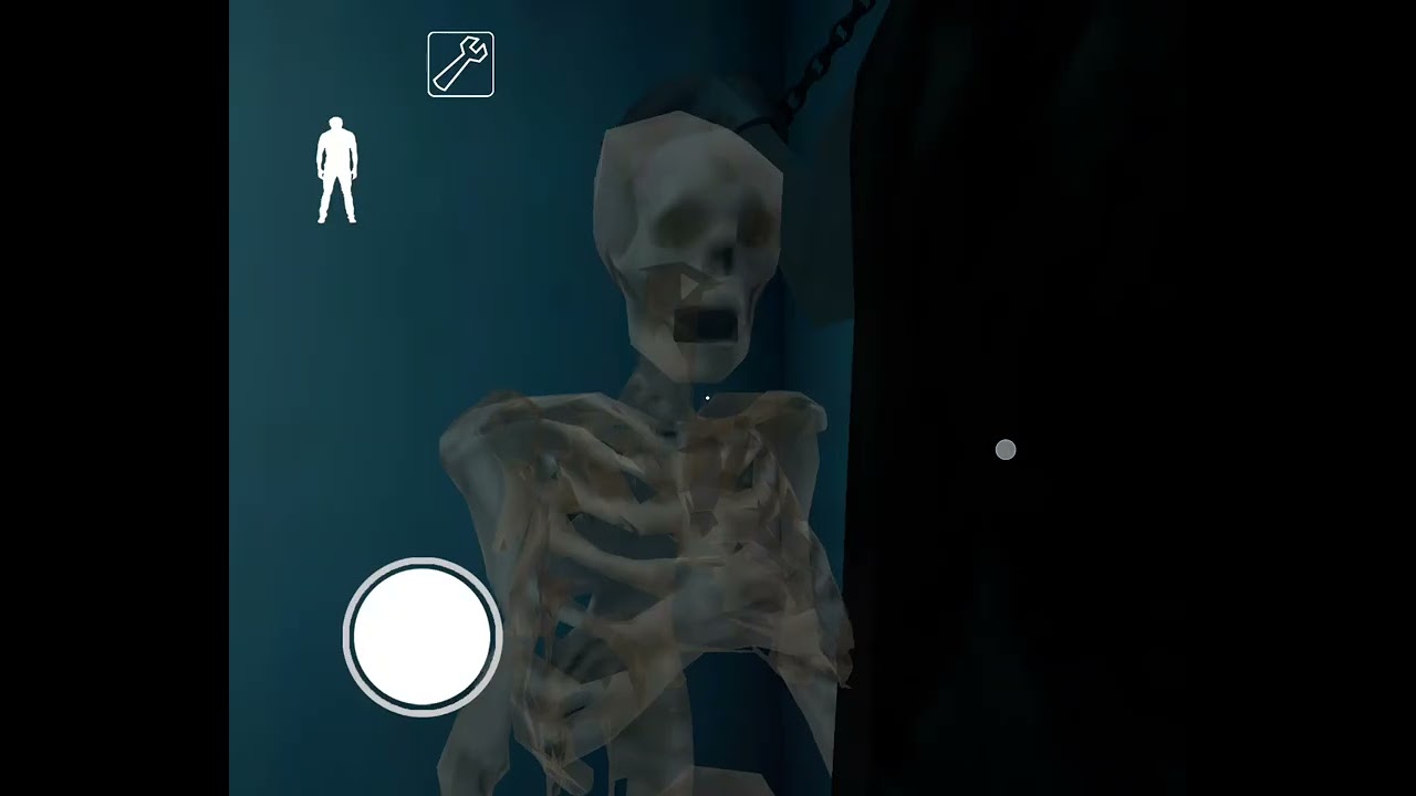 Playing granny but hallowen theme