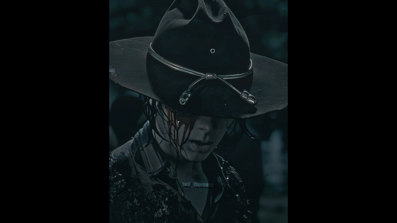 Ron shoots Carl in the eye / The Walking Dead #shorts