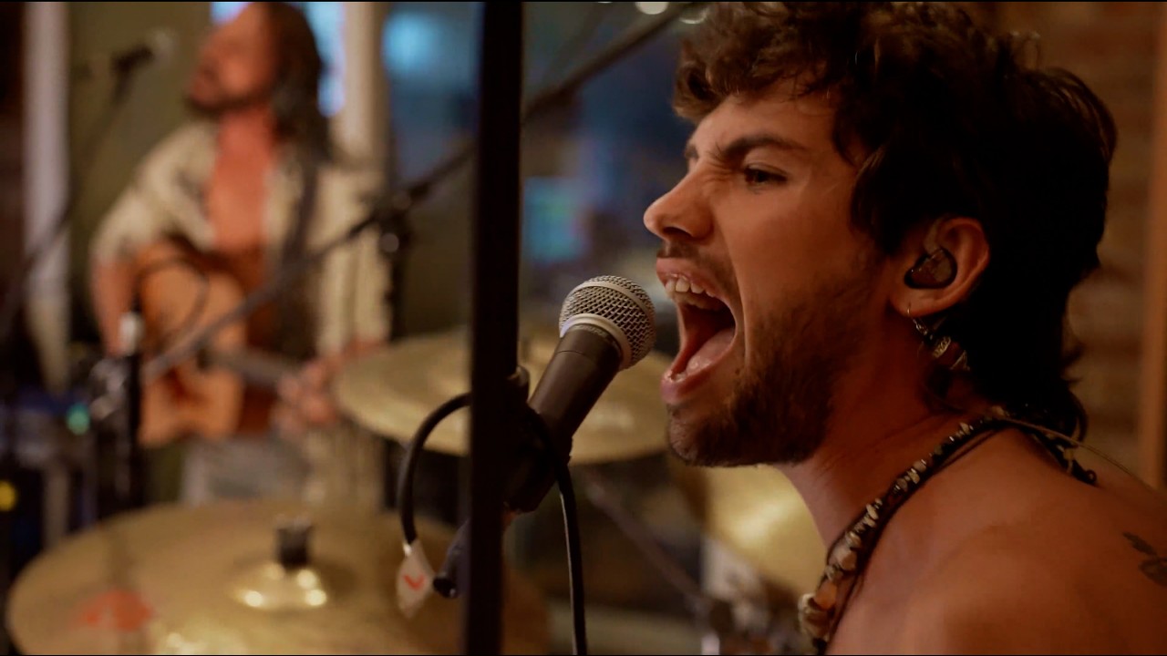 Get Back (Beatles Cover)  - The Gulls, with Romain Axisa & Gorran Kendall