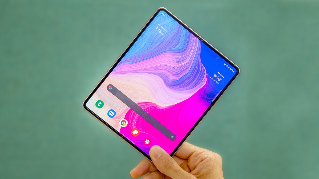 Galaxy Fold 3 Review - The Ultimate Flex!