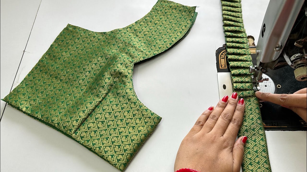 Model Blouse Design | Blouse Ki Design | Cutting And Stitching Back Neck Blouse Design | Blouse Back