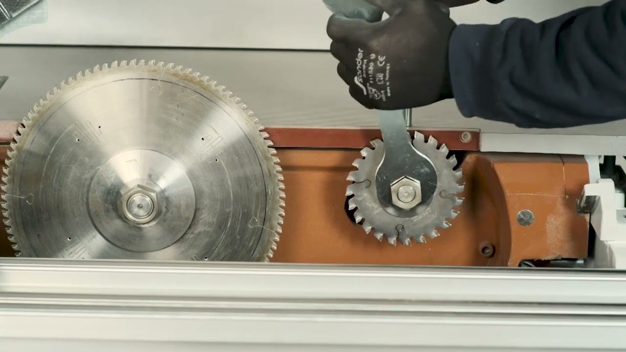 Esmak Machine - Tilting Circular Saw Machine