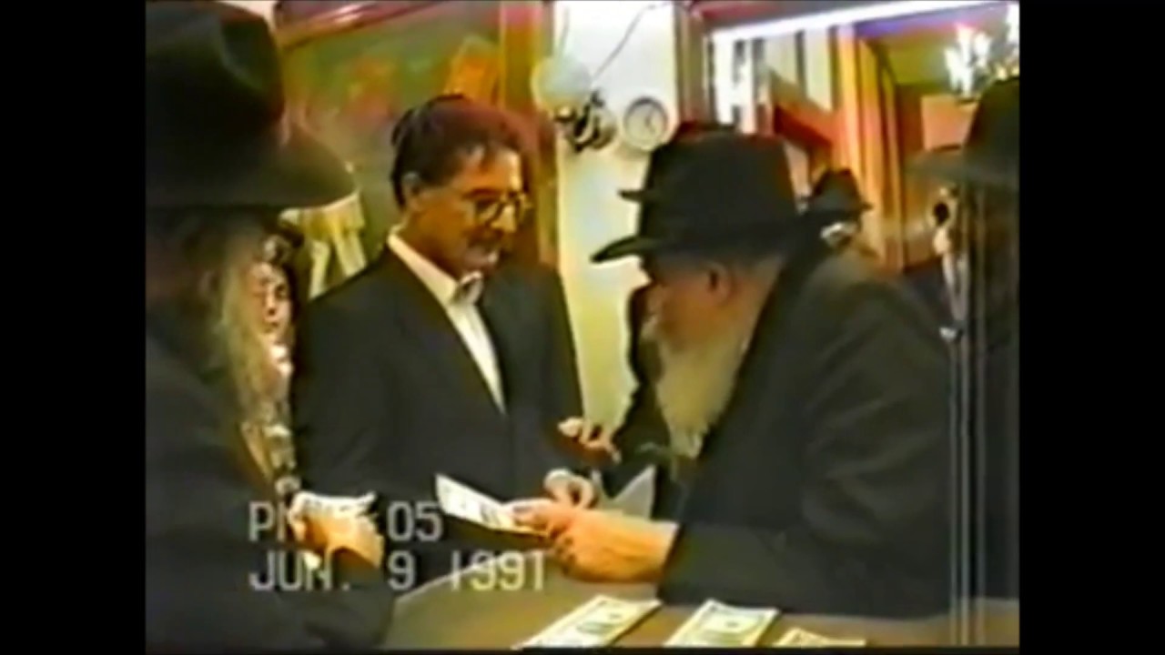 el rebbe rey moshiaj bendice en 1991/5751 a judio de peru