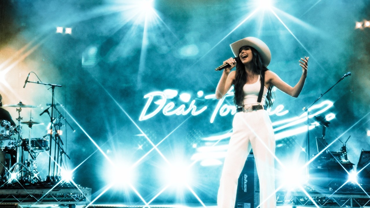 Country Boys Dream Girl - Ella Langley (Cover by Dear Tommie) LIVE