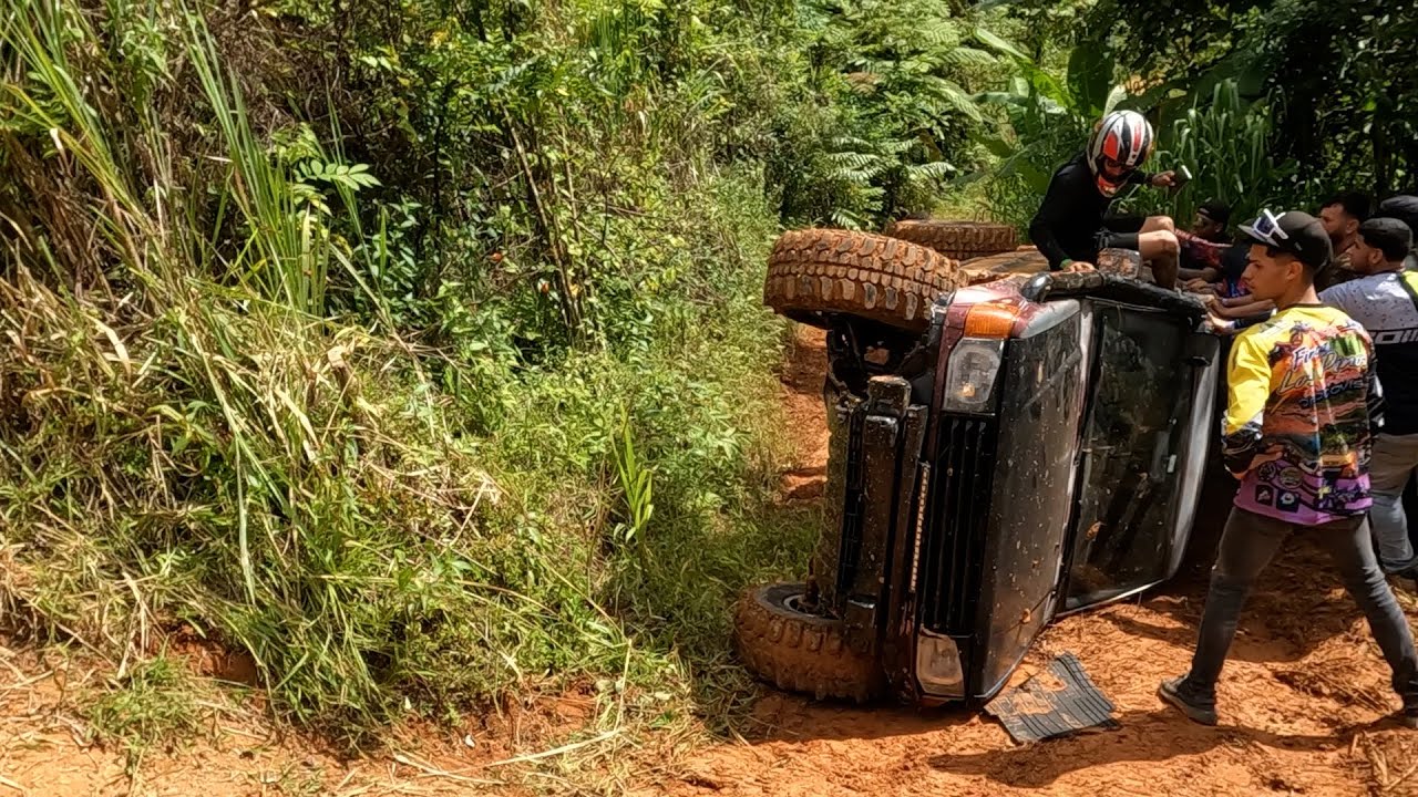 Pista Los Pinos en  Orocovis Puerto Rico mucho Off Road mucho Fango y off-road