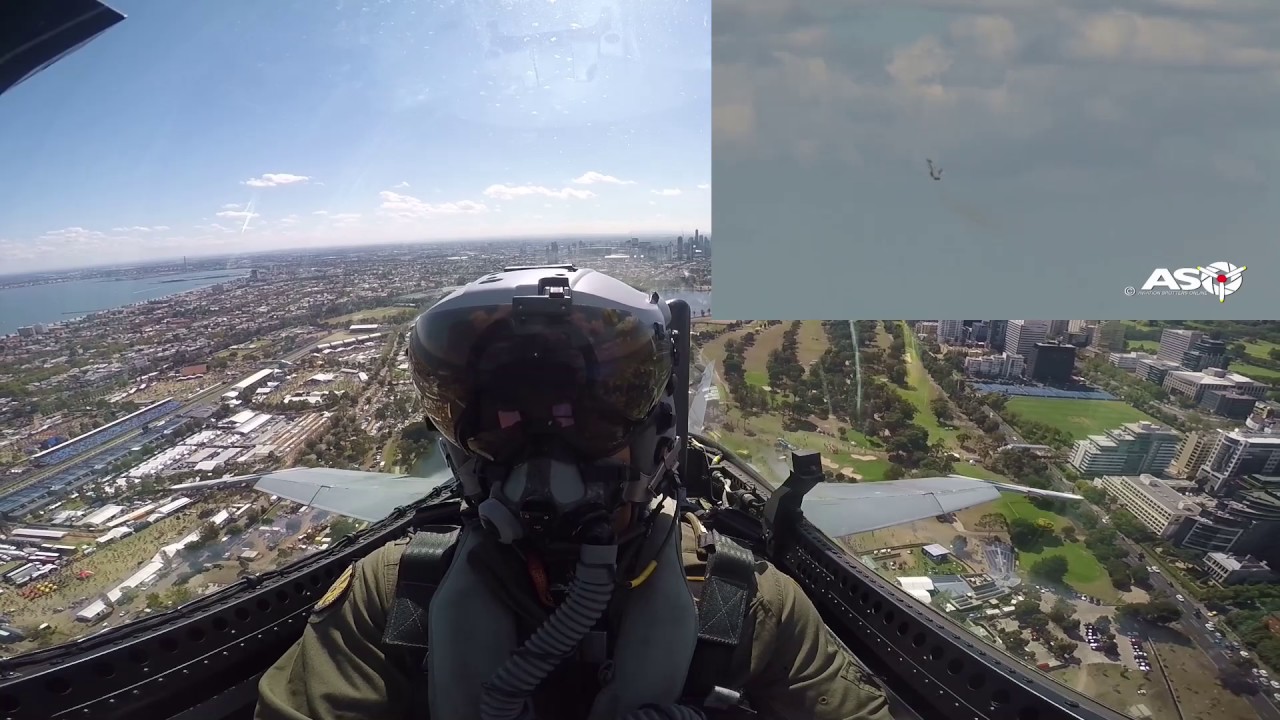 RAAF F/A-18A Hornet Formula One Sunday display 2016.