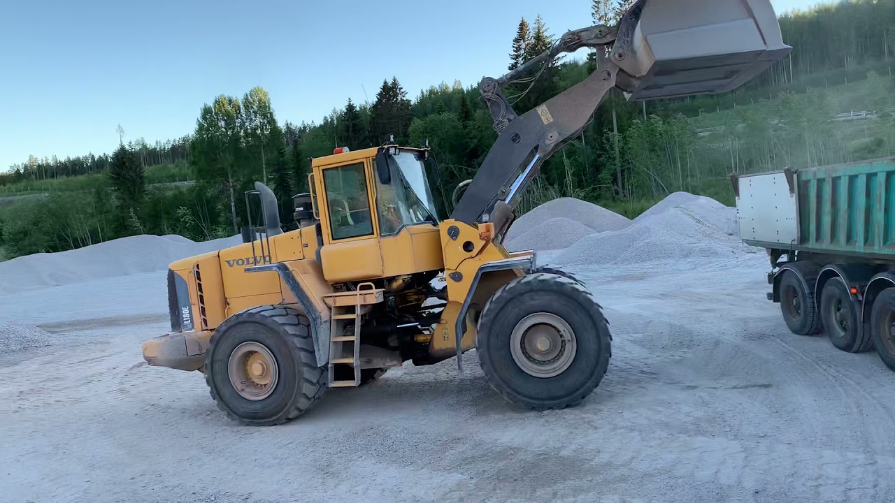 Volvo L180E Mangnus Sj&ouml;bergs Grus & Kross