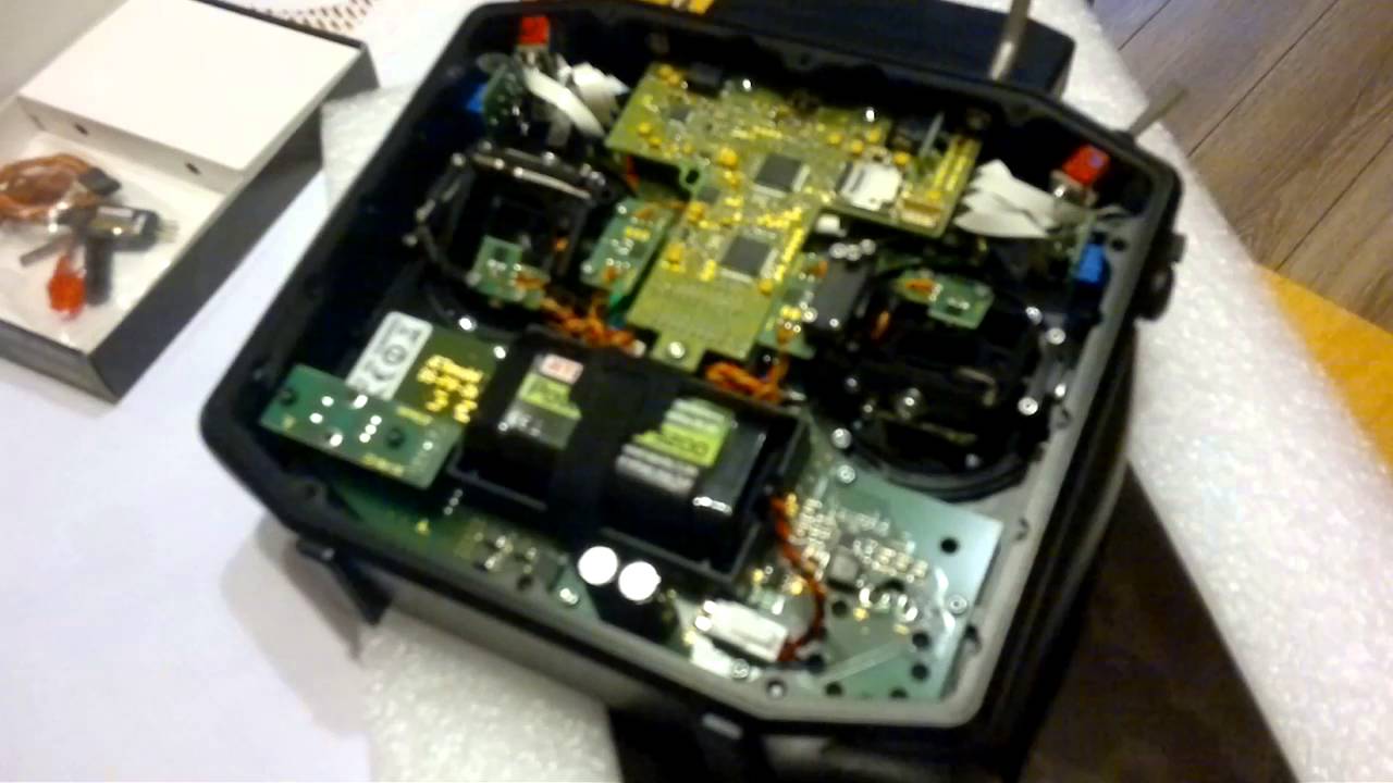 Aparatura Jeti DS-14 .