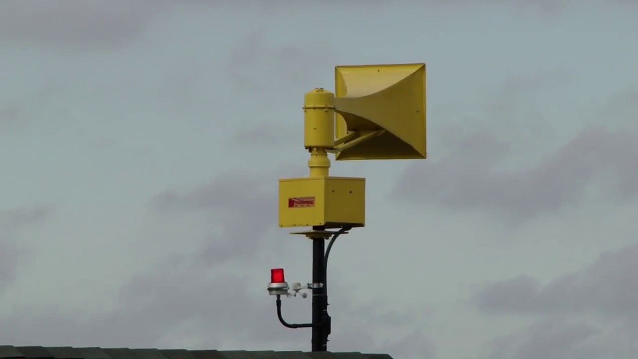 Thunderbolt 1000T Tornado Siren Test | December 21, 2011