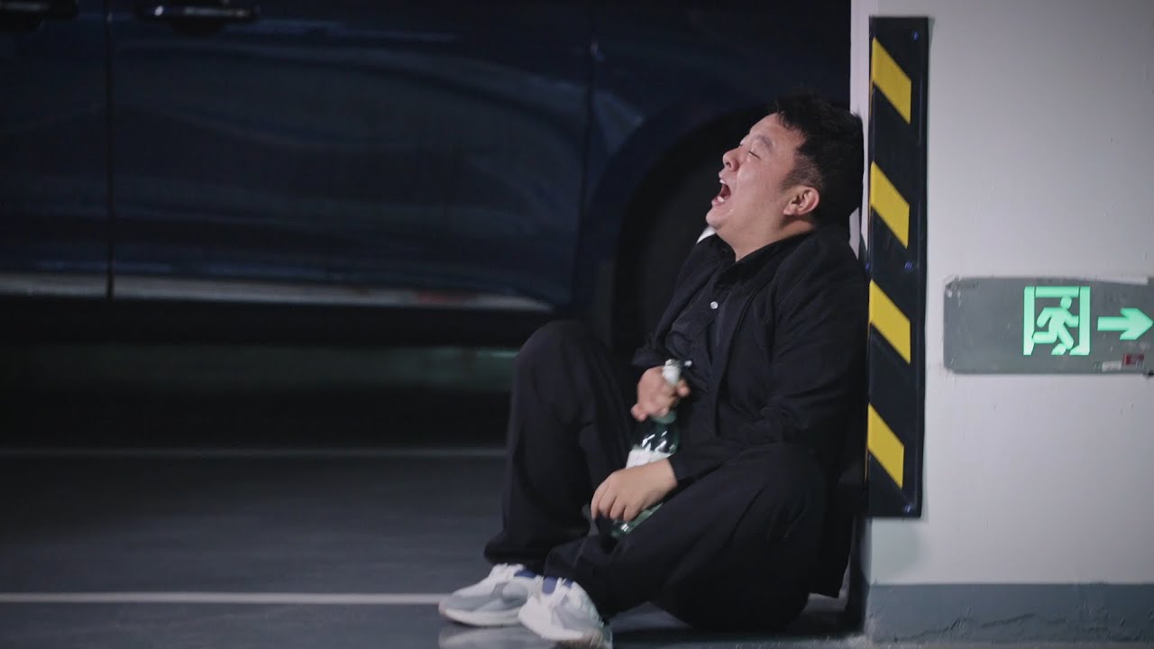 陈翔六点半：快看这个人，他还叭叭给人上课呢Look at this guy, still lecturing others like he knows everything