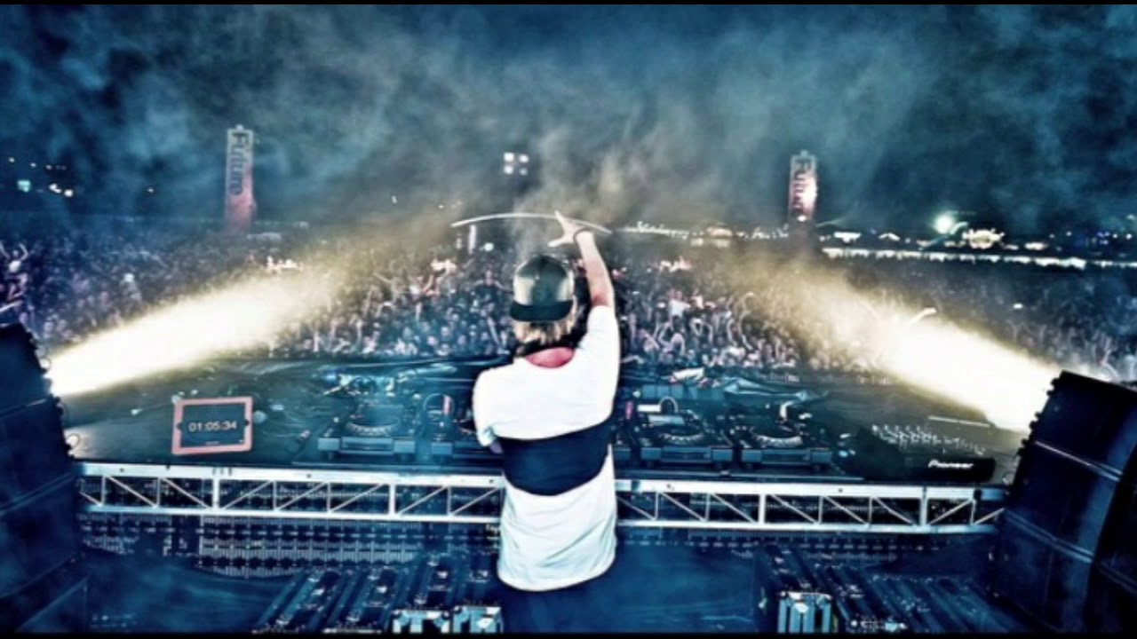 Avicii Ft. Sandro Cavazza - Unbreakable ( Ultra 2016 )