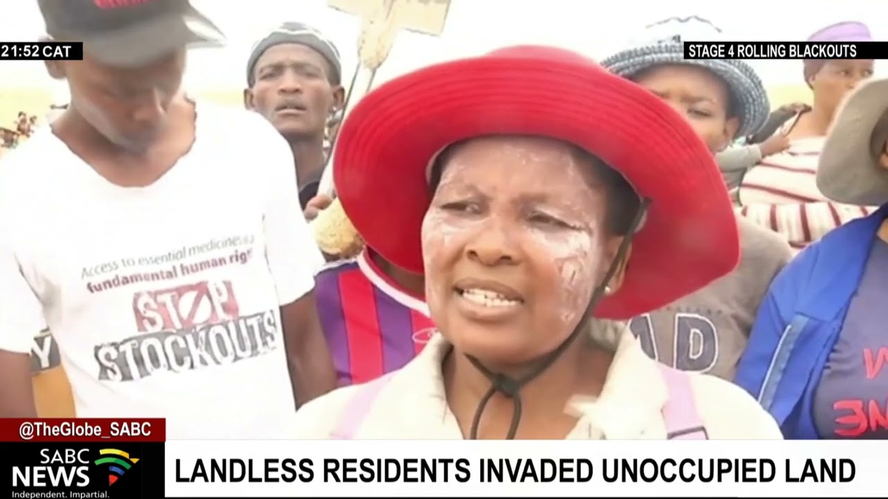 Thaba Nchu residents invade land along the N8 Road
