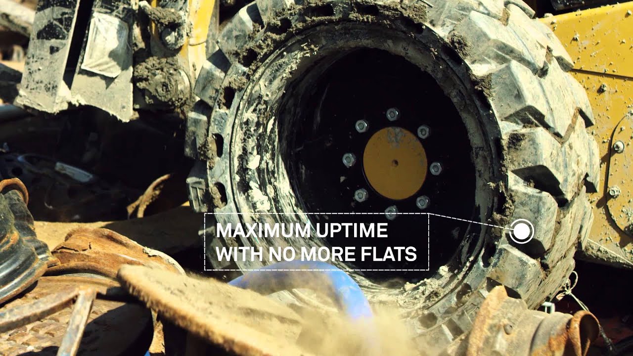 Solid tire option for skid steer loaders: Camso SKS 793S
