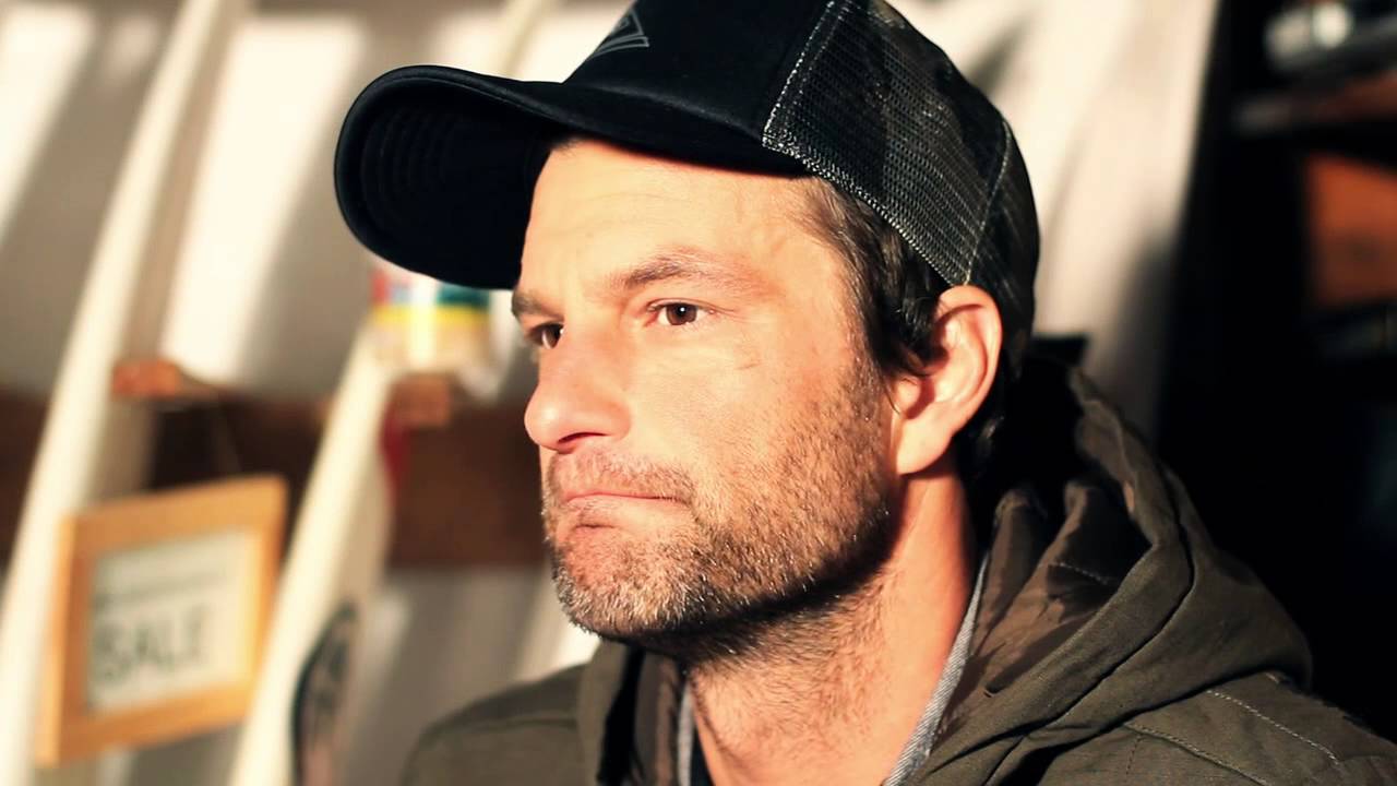 The Canadian Surfer Movie with Raph Bruhwiler