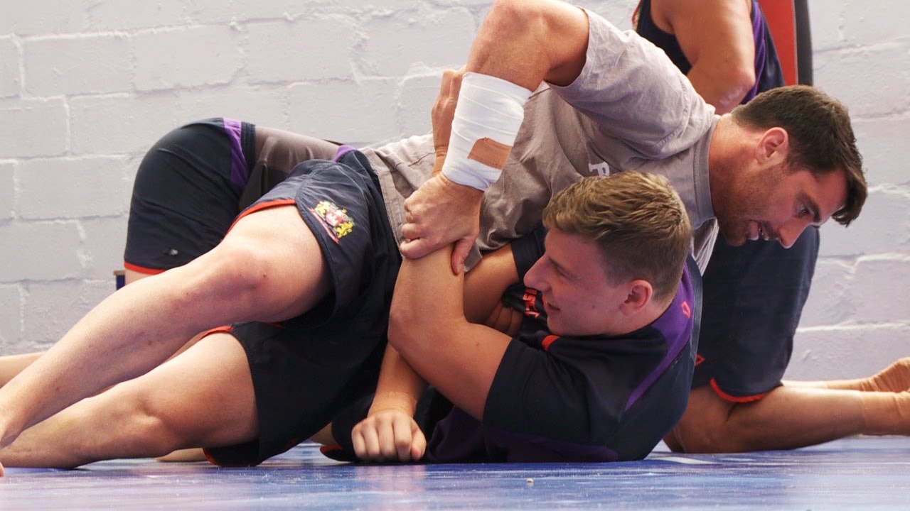 Warriors ready to wrestle for top spot