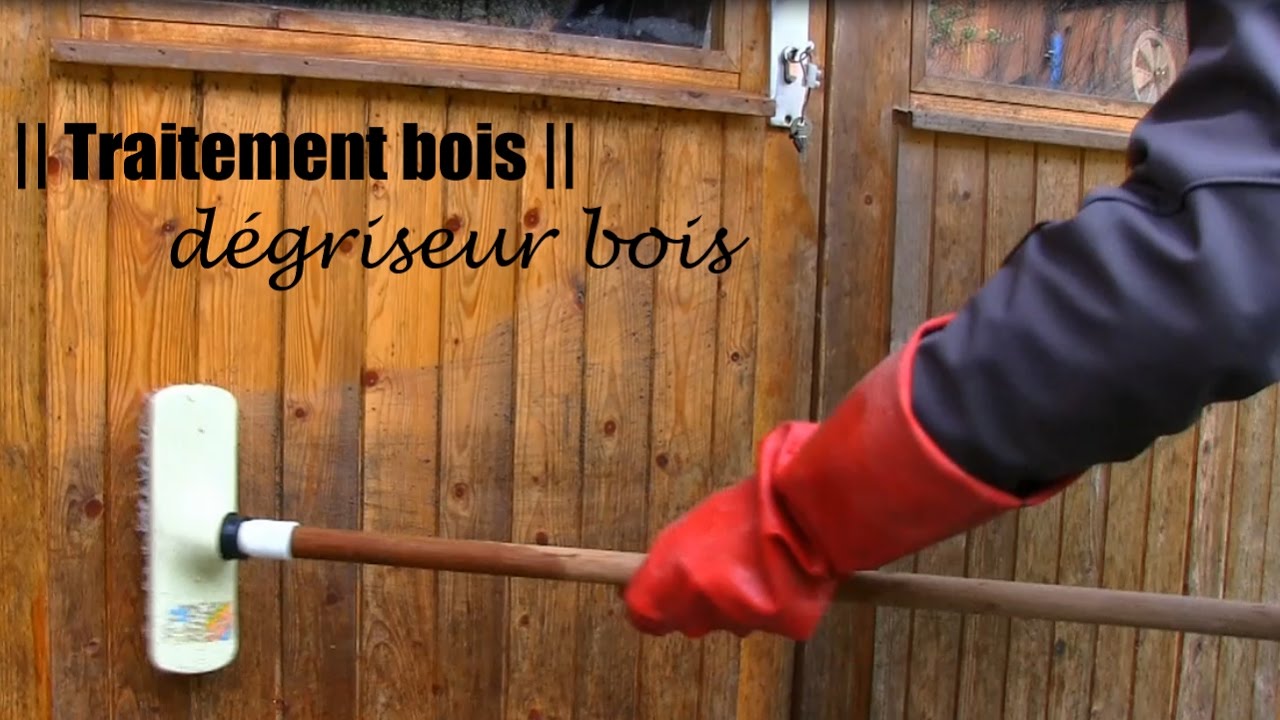 Traitement bois, comment dégriser terrasse et bois de façade