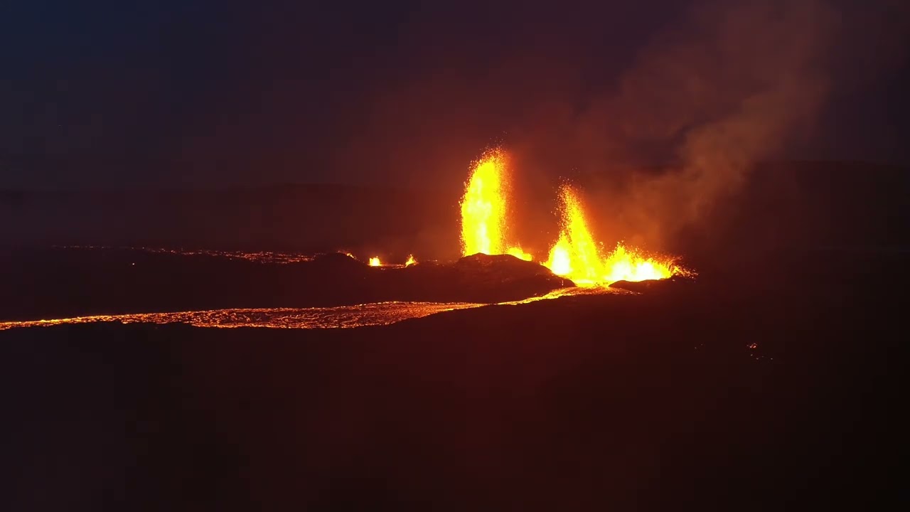 Eldgosið við Litla Skógfell 25. ágúst 2024.