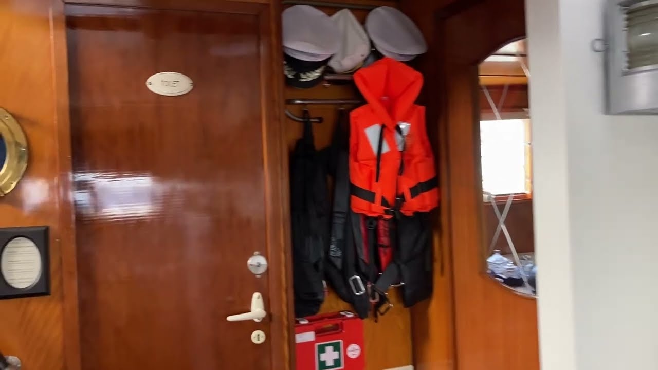 Afl 6 een vlog met drone beelden van Brouwersdam en we varen op koers naar de Grevelingensluis