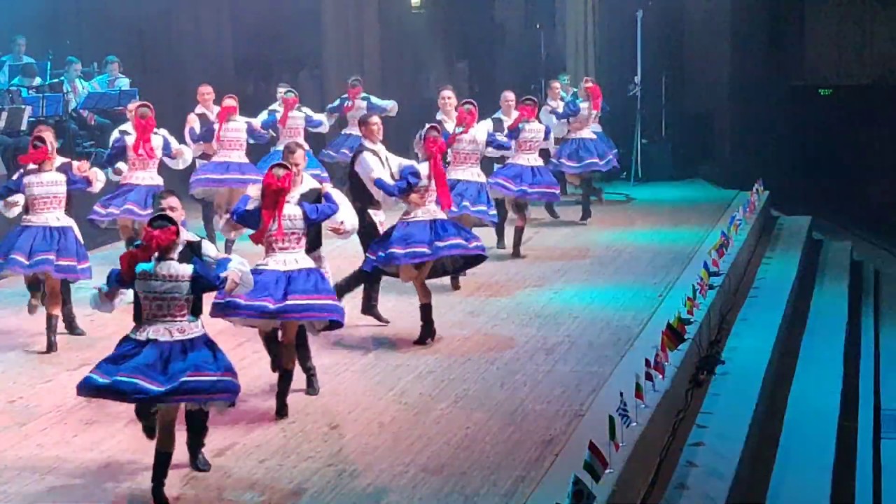 Хор имени Г. Верьовки - Венгерский народный танец 