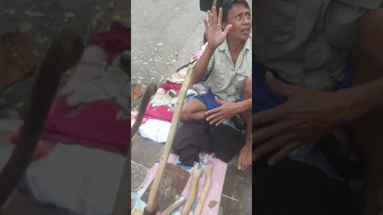 Pesona Rombengan Pasar Singosari Malang 